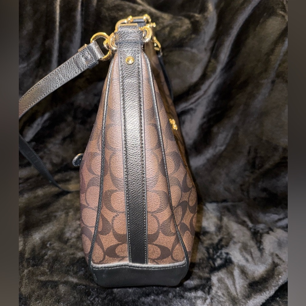 Coach Harvey East West Convertible Signature Brown and Black Hobo Bag F38300 - Picture 3 of 13